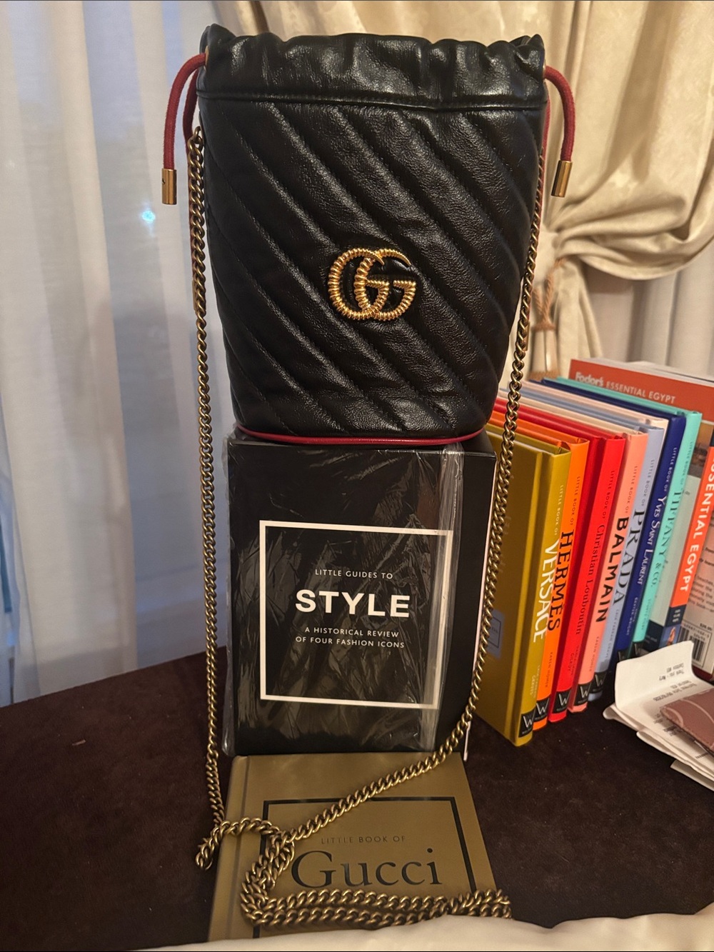 Gucci GG Marmont Mini Bucket Chain Shoulder Bsg